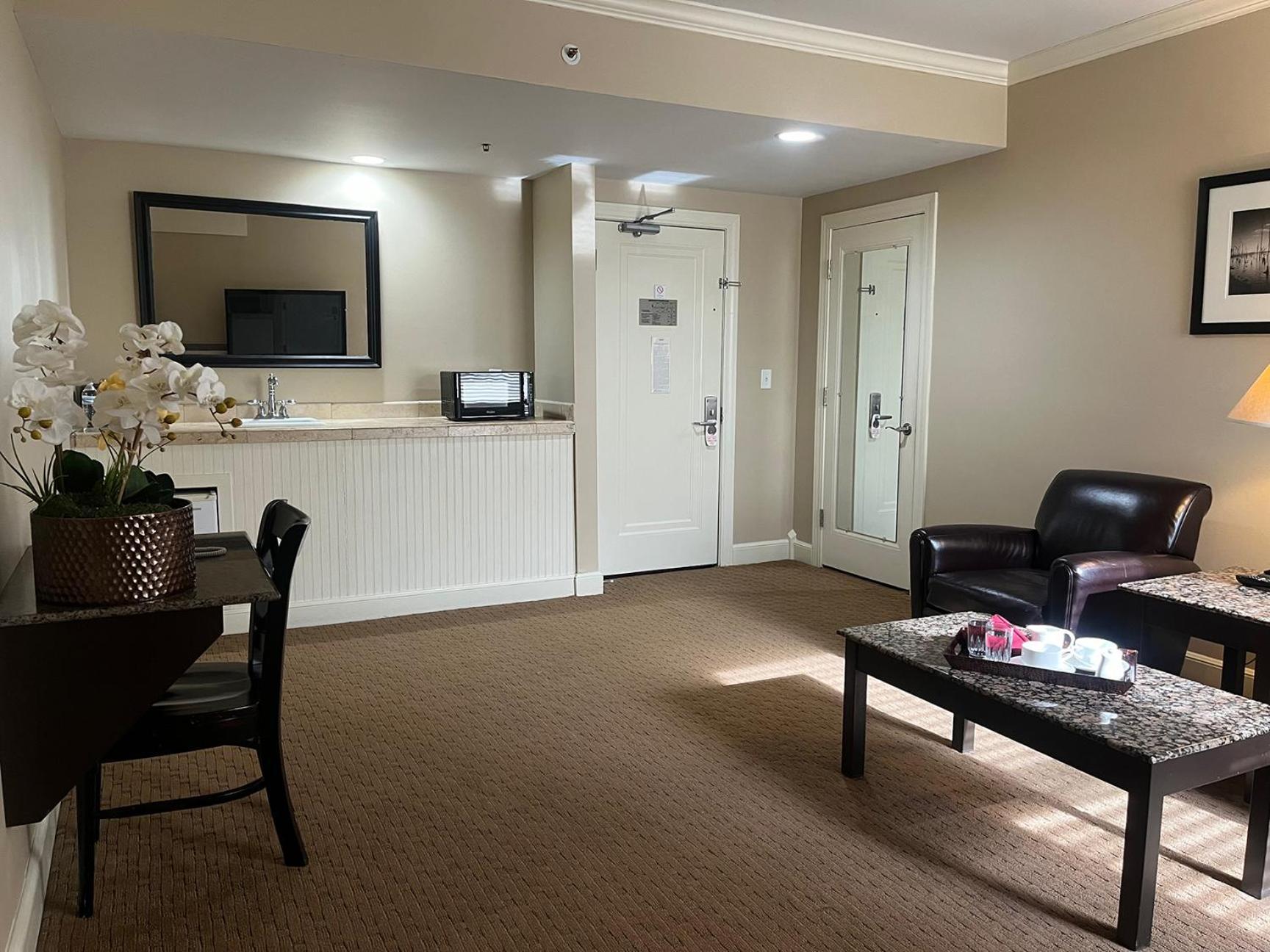 The Eldridge Hotel ローレンス 部屋 写真